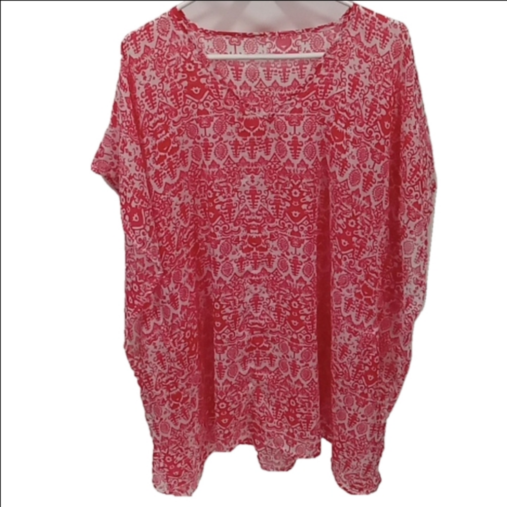 (120)   No band, bathingsuit cover up / vary sheer blouse pink & white pullover